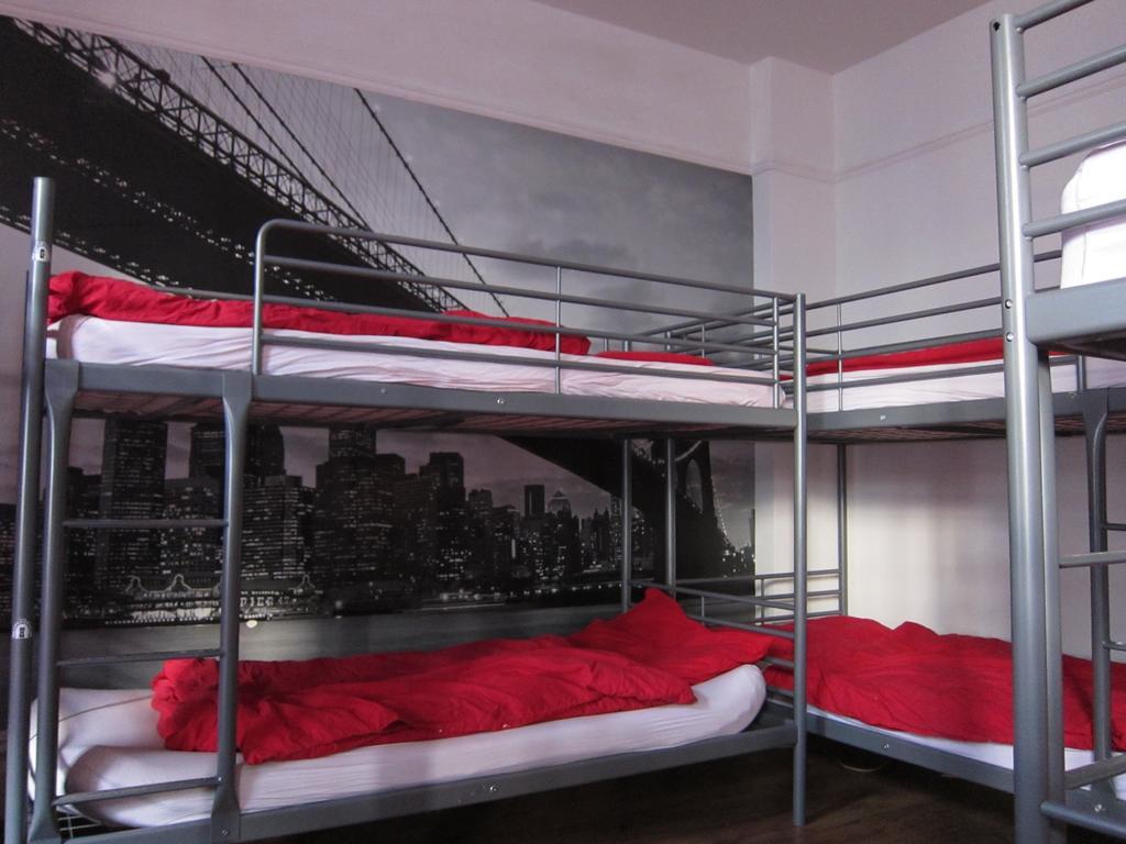 The Horse & Stables Hostel London Room photo