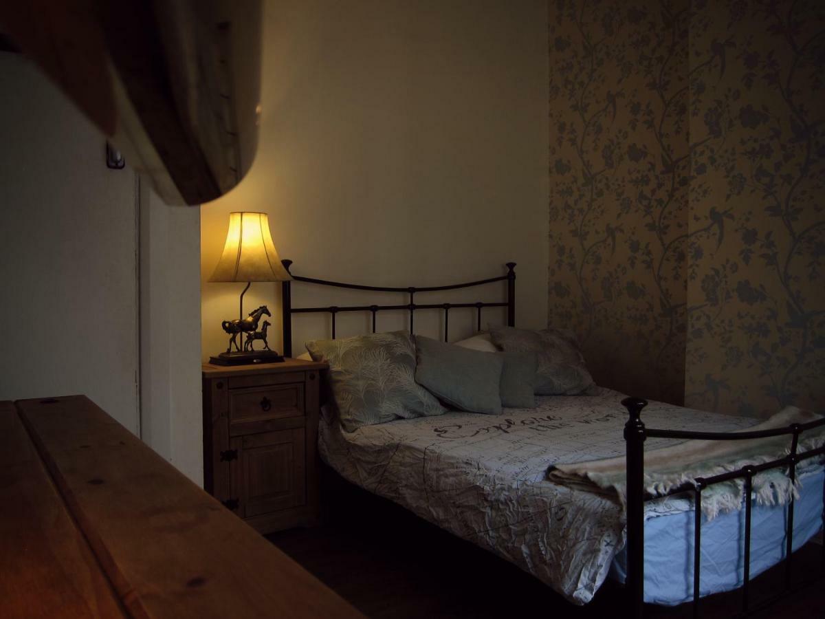 The Horse & Stables Hostel London Exterior photo